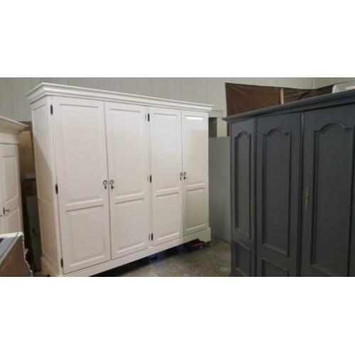 Houten kledingkasten, garderobe linnenkast slaapkamer kasten