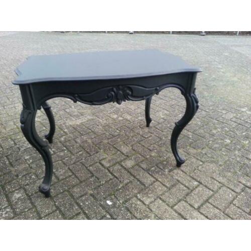 Klein model zwarte chippendeal eet tafel