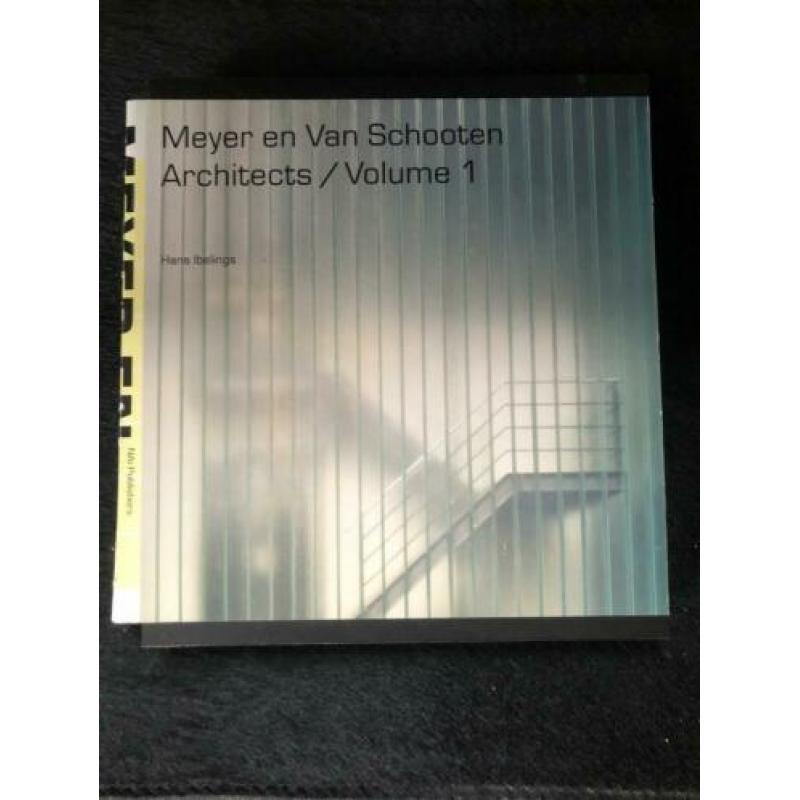Diverse architectuurboeken Koolhaas Cepezed etc