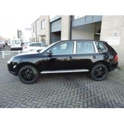 Porsche Cayenne 3.2 Airco/Ecc,18 inch.L.M.velgen,NAVIGATIE,P