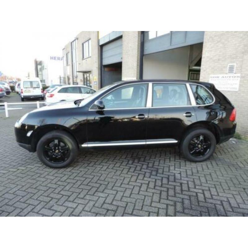 Porsche Cayenne 3.2 Airco/Ecc,18 inch.L.M.velgen,NAVIGATIE,P