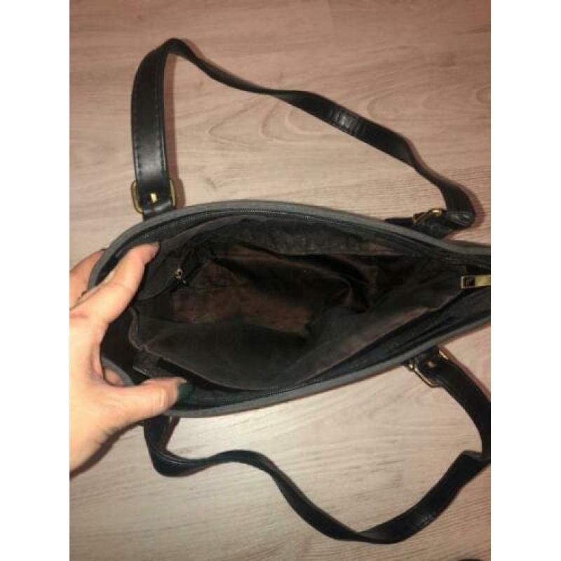 Tas