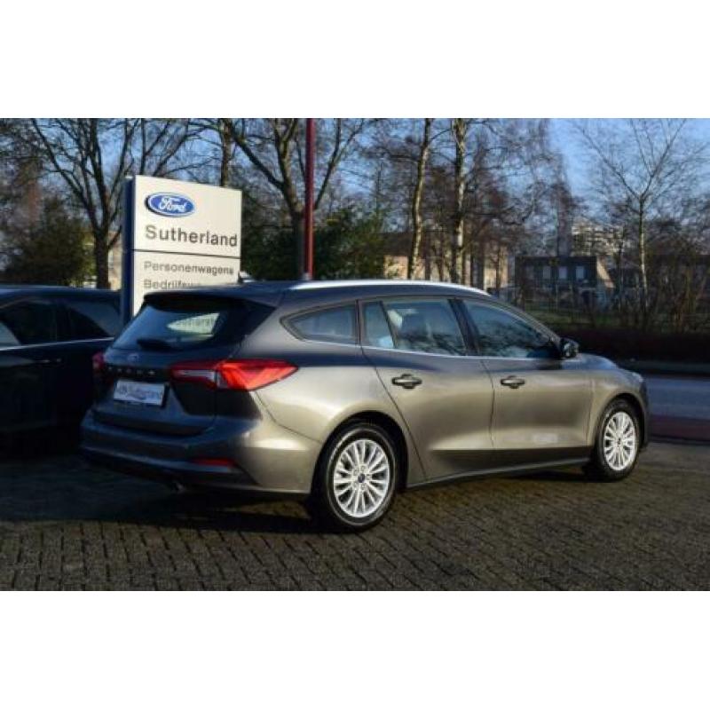 Ford Focus 1.5 EcoBoost Titanium Business 150pk | Camera | V