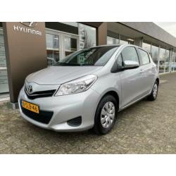 Toyota Yaris 1.0 VVT-i Now | airco | Centrale deurvergrende