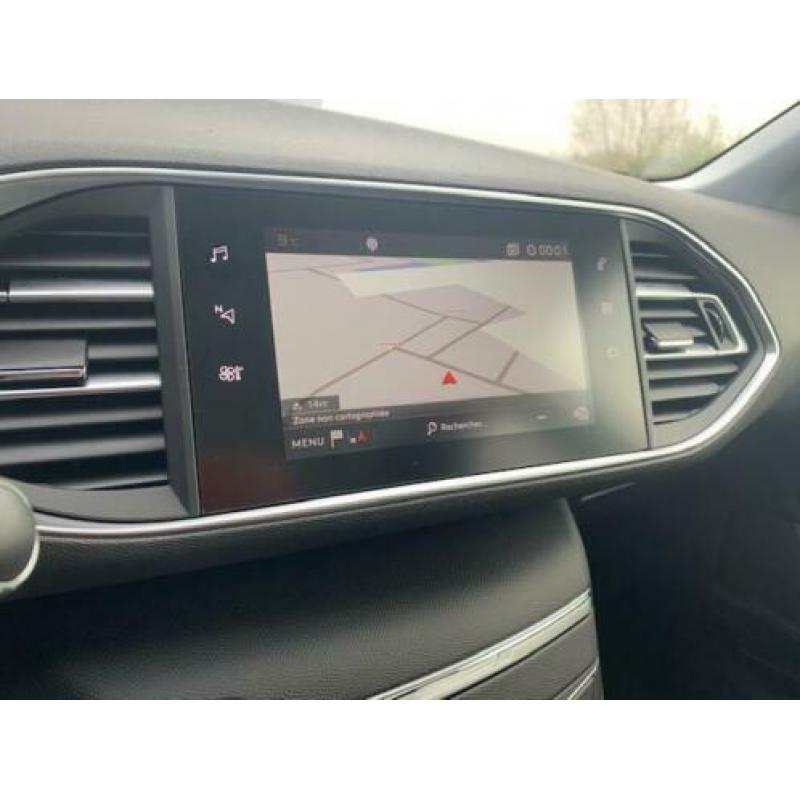 Peugeot 308 SW 1.2 PureTech 130pk Blue Lease Premium