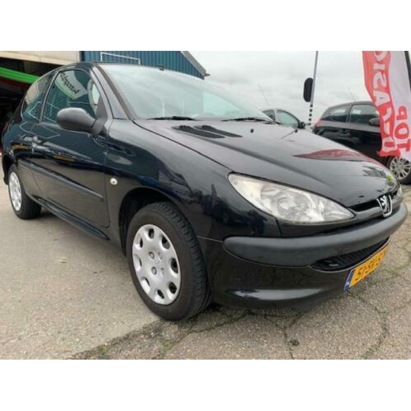 Peugeot 206 1.4 One-line AIRCO, 117.000 km NAP