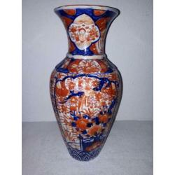 2 Antieke Imari Vazen