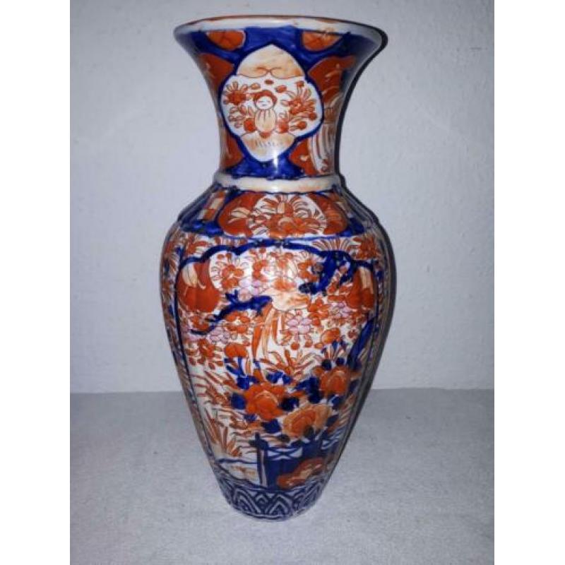 2 Antieke Imari Vazen