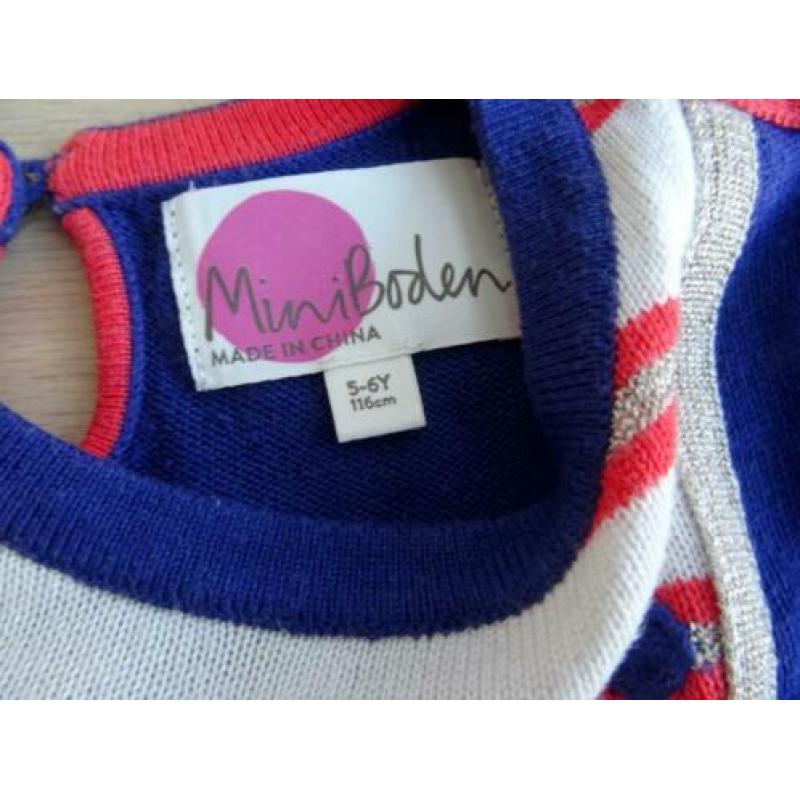Schattige jurk Notenkraker van Mini Boden 110/116