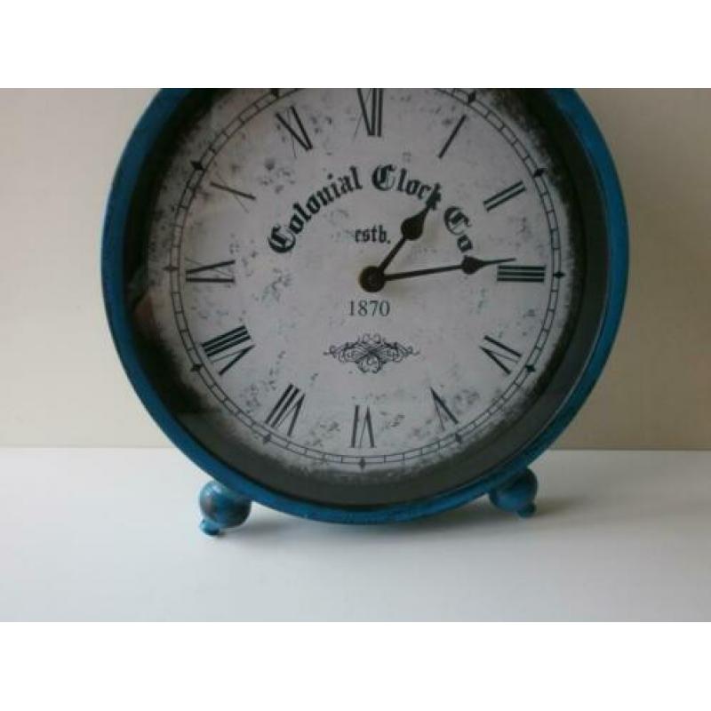Metalen Retro Tafelklok/Schouwklok, hoogte 30 cm