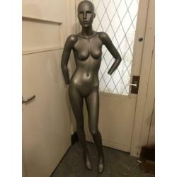 mannequins/etalagepoppen