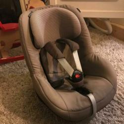 Maxicosi Pearl MET isofix familyfixbase