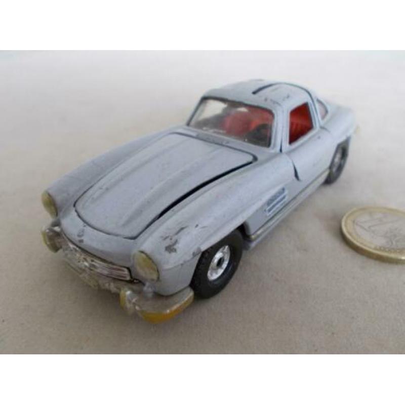 Vintage Corgi Toys Mercedes Benz 300 SL.