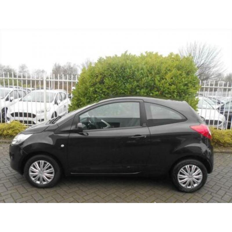 Ford Ka Cool & Sound 1.2 69PK S/S