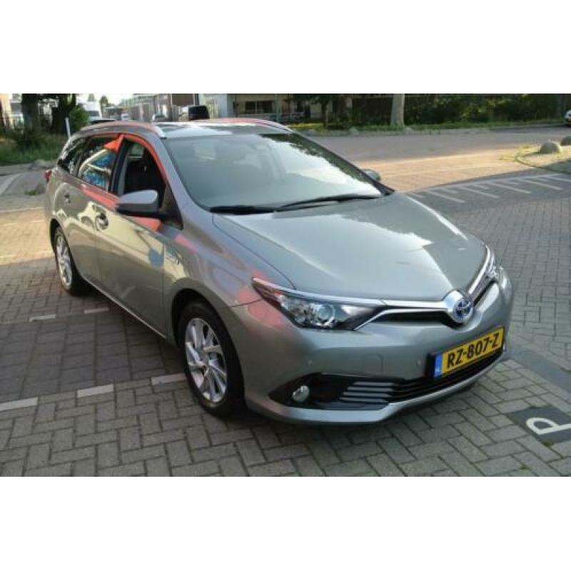 Toyota Auris Touring Sports 1.8 Hybrid 136pk CVT Dynamic