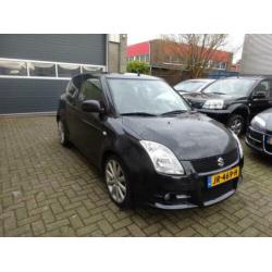 Suzuki Swift 1.6 Sport met alle boekjes