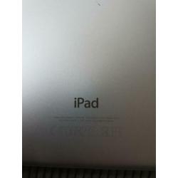 Ipad air 1 (juli 2015) met hoes 16gb