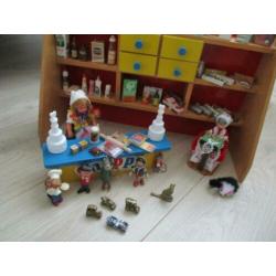 een leuk oud houten winkeltje met toebehoren
