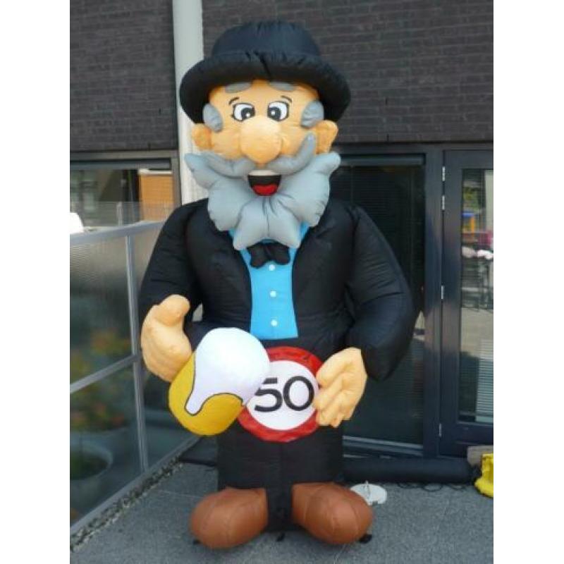 Abraham extra hoog! juichend 4,5 meter hoog