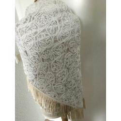 Purdey kanten off white omslagdoek.