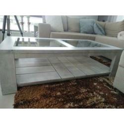 Rustieke white wash salontafel met glas
