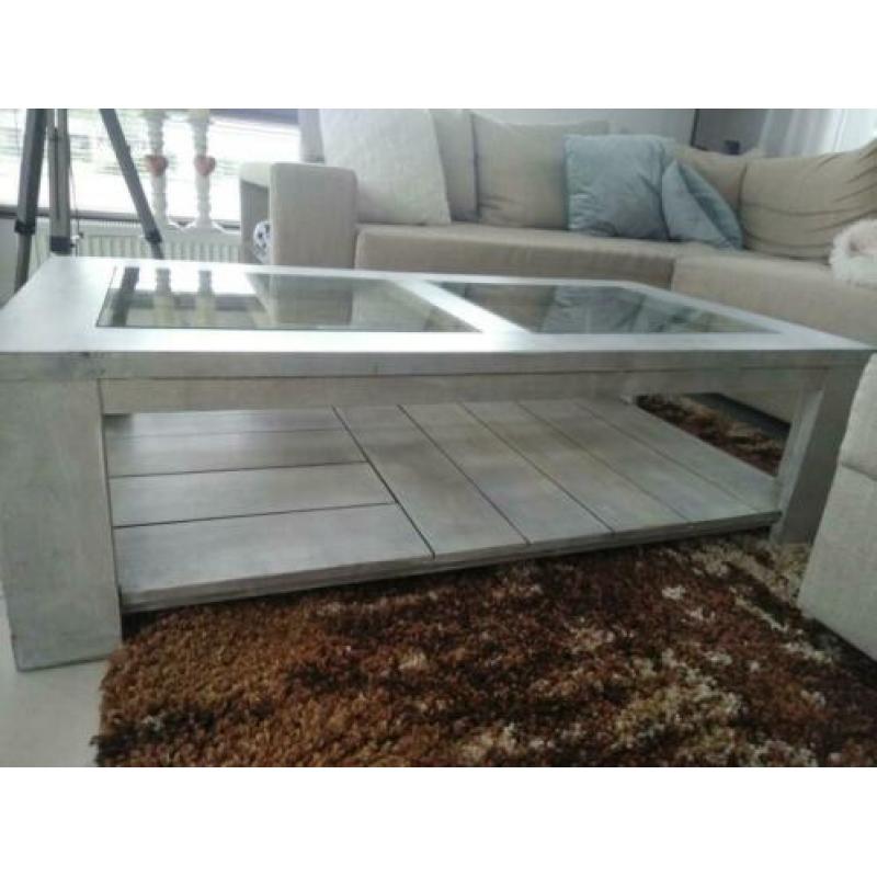 Rustieke white wash salontafel met glas