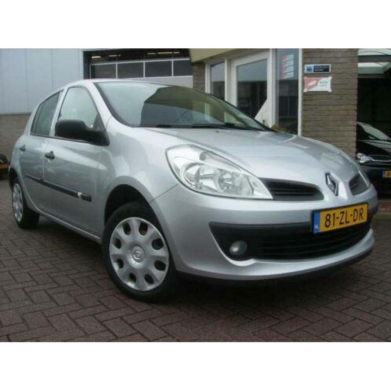 Renault Clio 1.2I-16V Special Line (bj 2008)