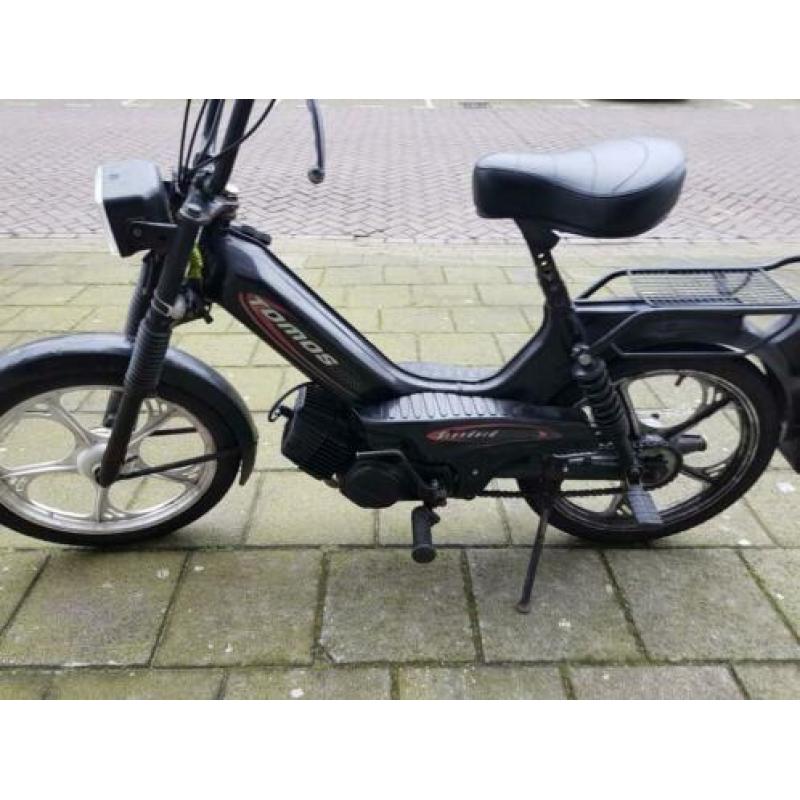 Tomos snor