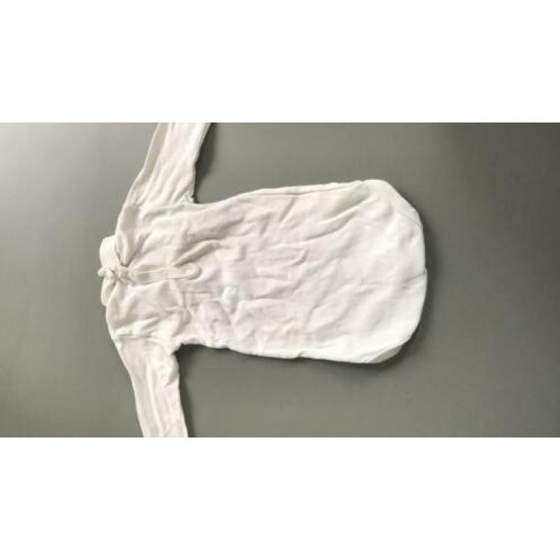 Prachtig Petit Bateau rompertje maat 56
