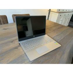 HP Pavilion 15-ck093nd Core i5/8GB/SSD+HDD/Geforce MX150 2GB