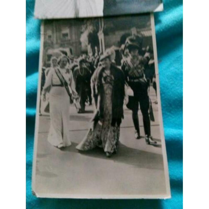 Oude ansichtkaarten van Koningin Wilhelmina en Juliana