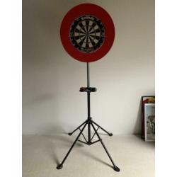 Winmau dart standaard - evt. inclusief dartbord en surround