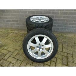 te koop mooie set winterbanden voor volvo v 30 v40 v50 v60