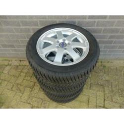 te koop mooie set winterbanden voor volvo v 30 v40 v50 v60
