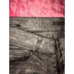 Zwart-grijze slimfit jeans van SUPERTRASH in maat 27