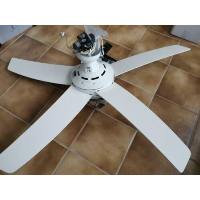 Te koop QAZQA Cool 52 plafond ventilator