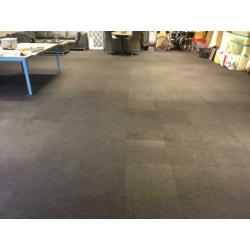 Ruim 1000 Tapijt tegels 50x50
