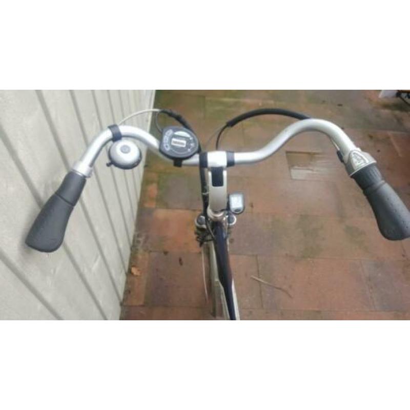 Nette batavus intermezzo easy Frame maat 57 Verende zadelpen