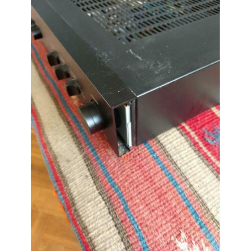 Rotel versterker/ amplifier RA-840BX4 DEFECT