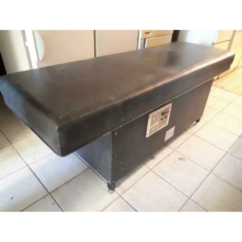 Relax of stretch tafel elektrisch €49 of samen €75(bezorgen