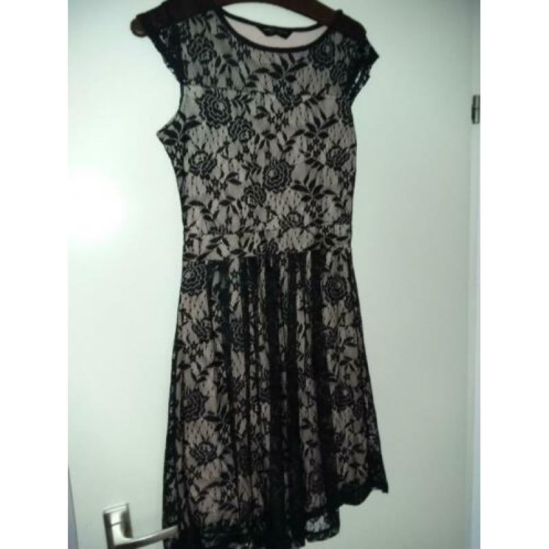 Dorothy Perkins jurkje maat 38 zgan