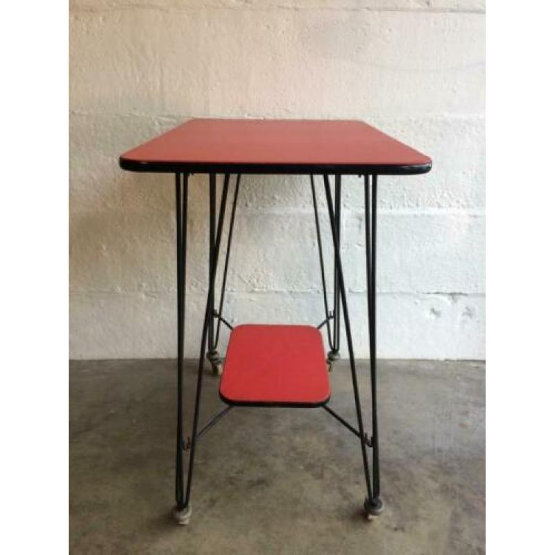 Tv tafel met 2 rode bladen, vintage design