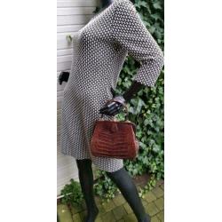 D377: VINTAGE handtas van bruin reptiel leder AGUE .