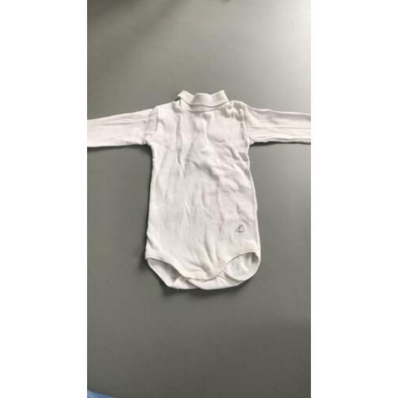 Prachtig Petit Bateau rompertje maat 56