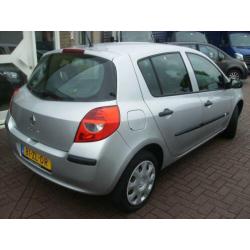 Renault Clio 1.2I-16V Special Line (bj 2008)