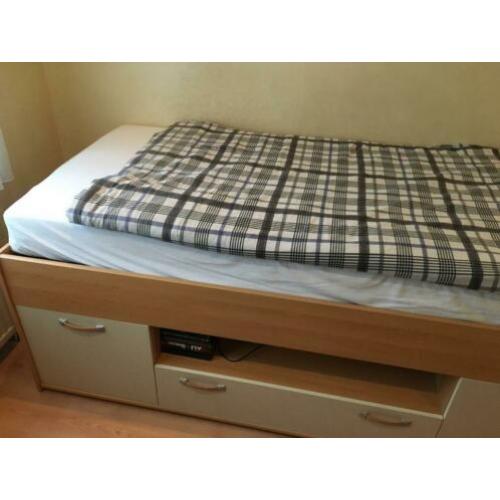 1 persoonsbed, tienerkamer, hoogslaper, kajuitbed