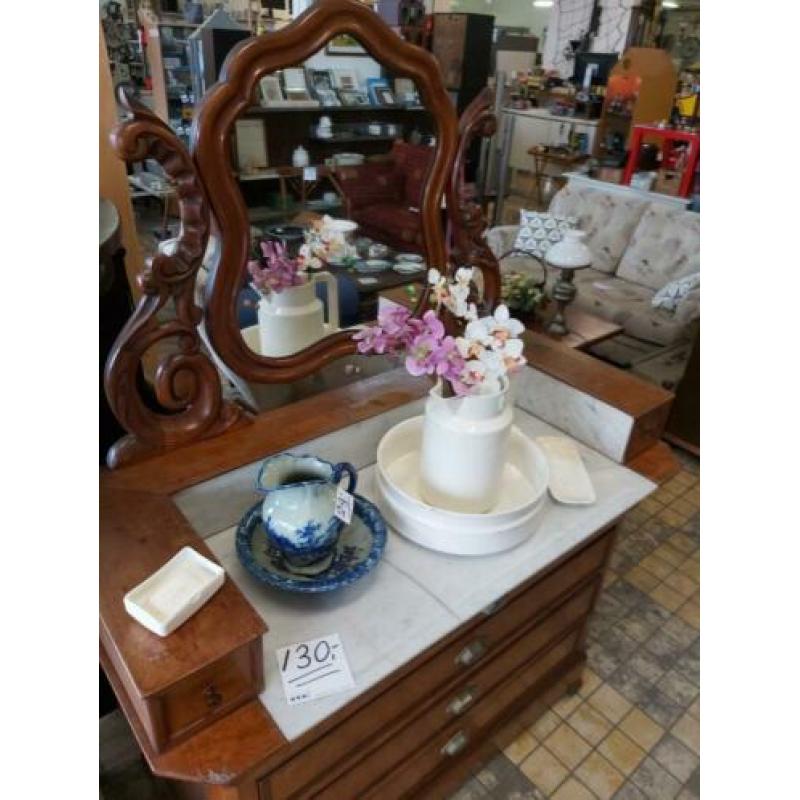 Oude Antieke Kaptafel met Marmeren blad en Draaispiegel