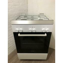Bosch gasfornuis met 3D oven hetelucht grill in nette staat