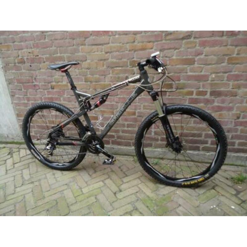 Bijna Nieuw Gazelle W 8 Maat 49 Dames&Heren mtb.fiets