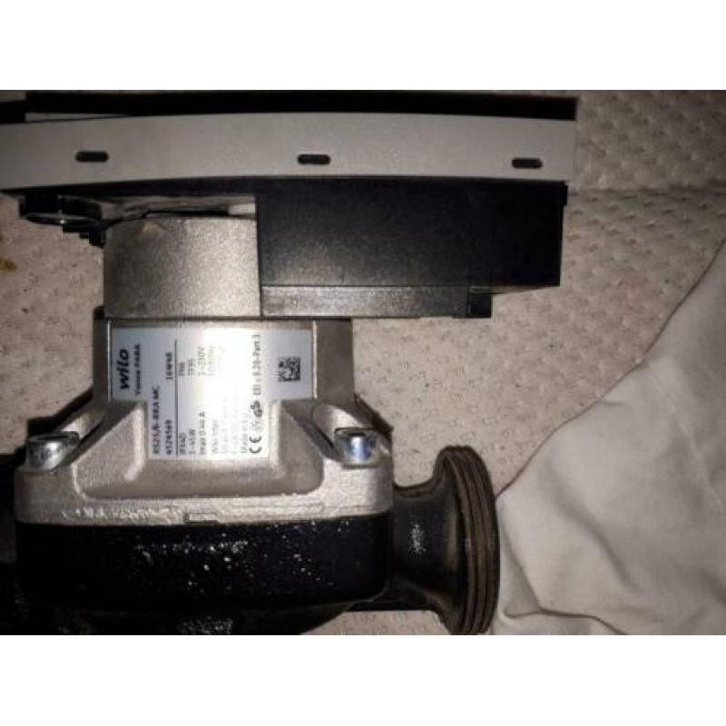 wilo pomp vloerverwarming yonos para rs 25/6 _rka mc